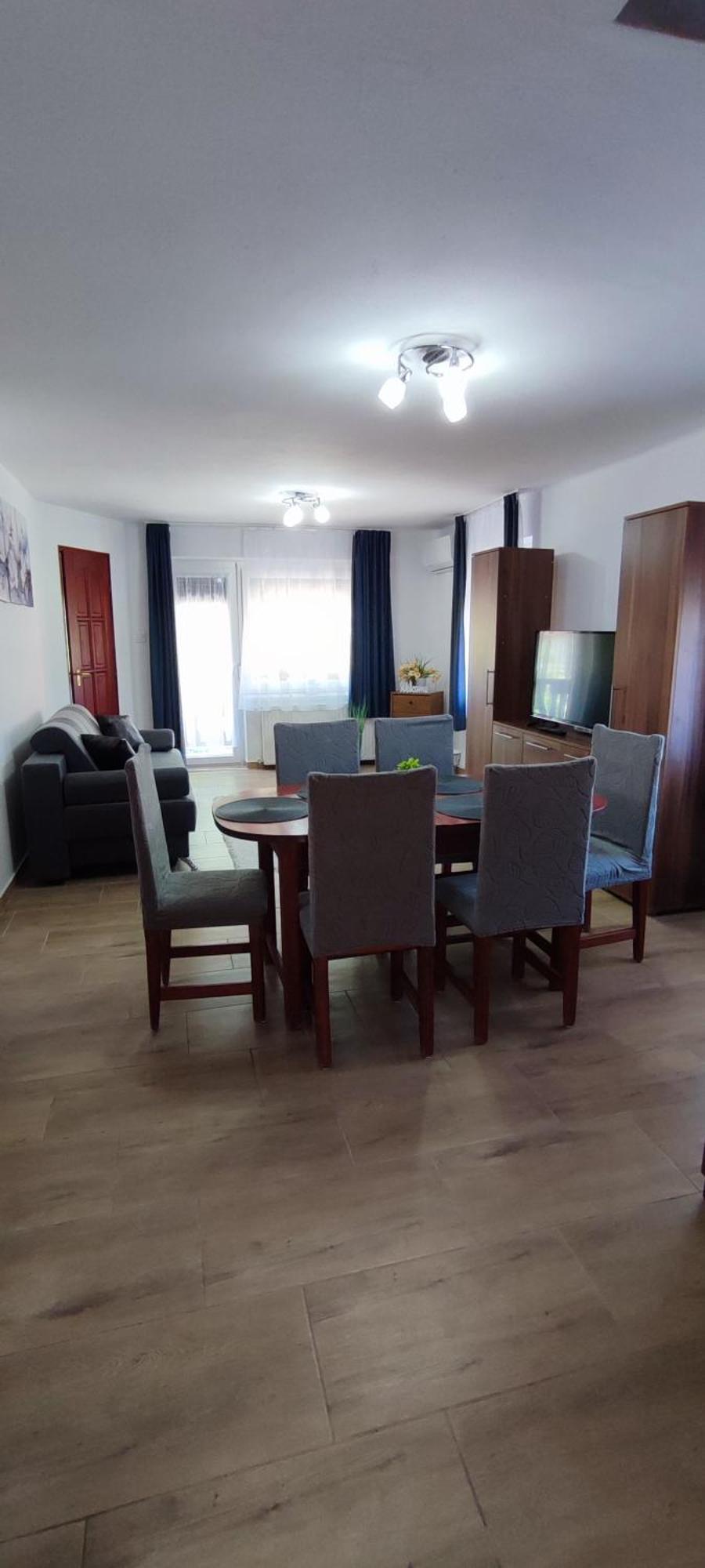 Bazsi Apartman Hajduszoboszlo Exterior photo